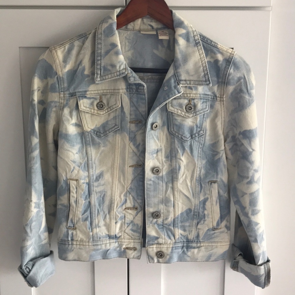 Acid Wash Jean Jacket Light Blue and White
